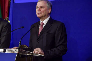 Visco boccia il governo su tasse e salario minimo: “Non c’è tempo da perdere”