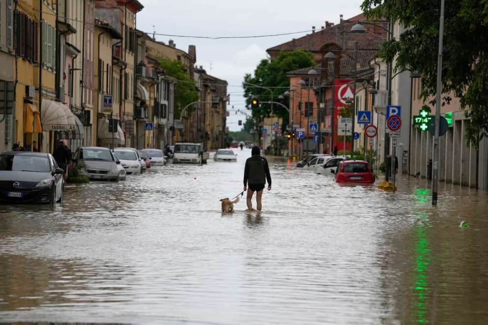 Alluvione in Emilia Romagna, che sciagura speculare sulle tragedie: la colpa è del maltempo, non del Pd