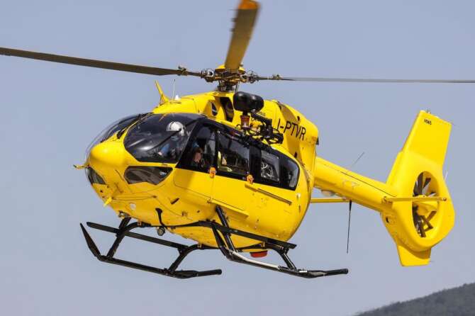 Gioca al fiume con gli amici e si tuffa in acqua, 13enne muore annegato