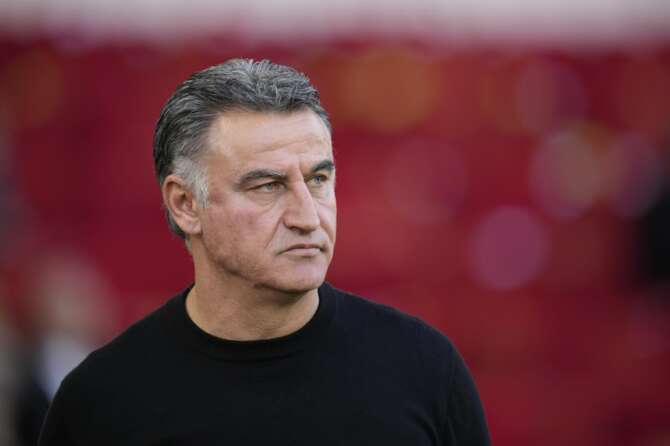 Perché è stato arrestato Galtier, l’allenatore del Psg accusato di razzismo
