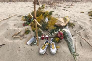 Strage di Cutro, indagati per non aver soccorso i migranti