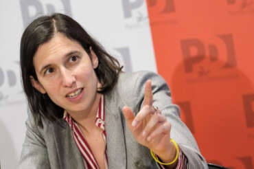 Armi dell’Europa a Kiev, flop del Pd che dice sì ma si spacca