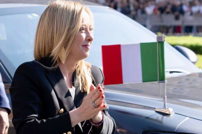 Scontro tra Meloni e Ue sulla Corte dei Conti