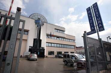 Nella questura di Verona torturavano i fermati