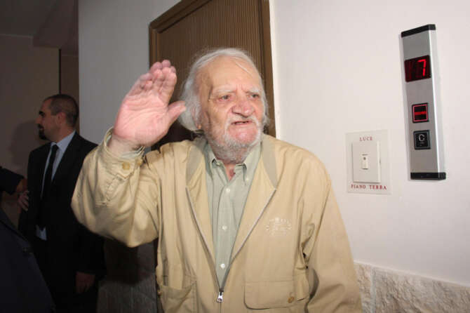 La Cassazione dà ragione a Contrada dopo anni di inferno: “Un massacro mediatico e giudiziario vergognoso”