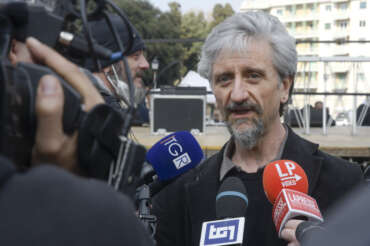 Intervista ad Ascanio Celestini: “I migranti ora li prendiamo a calci”