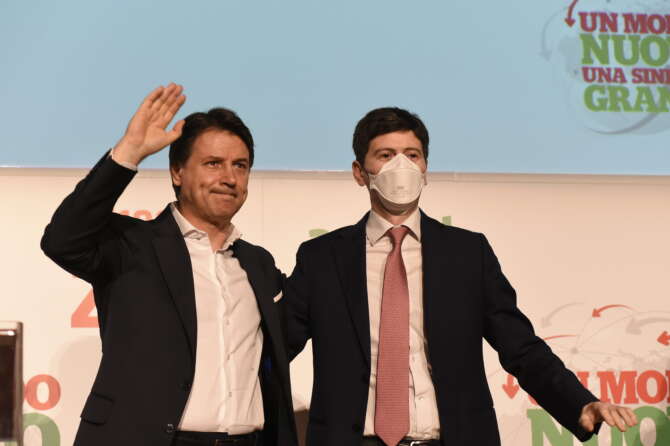 Covid, archiviazione a Brescia per Conte e Speranza: “Il fatto non sussiste”