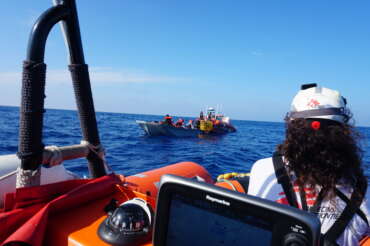 Naufragio a Lampedusa, 40 dispersi: anche un neonato