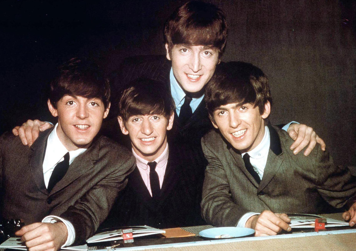 L’ultima canzone dei Beatles con John Lennon: “Now and Then” uscirà grazie all’intelligenza artificiale