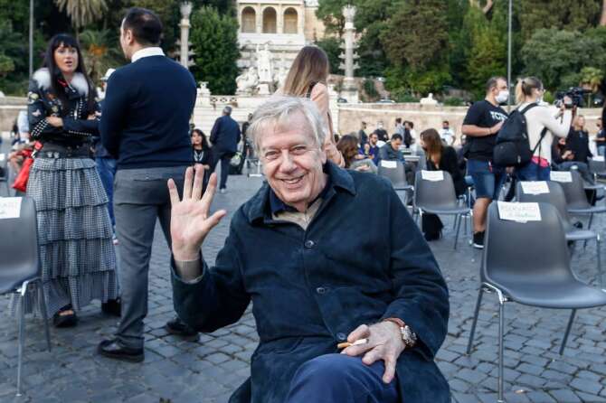 “Meno gay in Rai, Fazio un farabutto e da Annunziata solo propaganda”, la svolta sovranista di Claudio Lippi