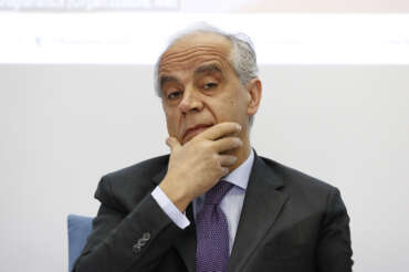 Cosa vuol dire realmente Piantedosi quando parla, i lager in franchising “Progetti concreti sulla dimensione esterna”