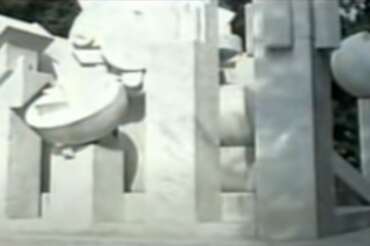 Il mausoleo di Berlusconi ad Arcore, la storia della “Volta celeste” destinata al Cavaliere (e 36 familiari e fedelissimi)