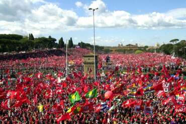 Il noi prima dell’io, tema politico e culturale