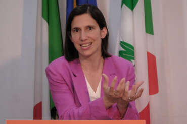 Il Pd frena nei sondaggi, Elly Schlein alle prese col calo di popolarità