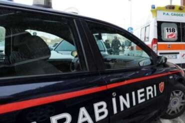 Stalker investe carabiniere, collega spara 4 volte e lo uccide: voleva raggiungere l’ex moglie