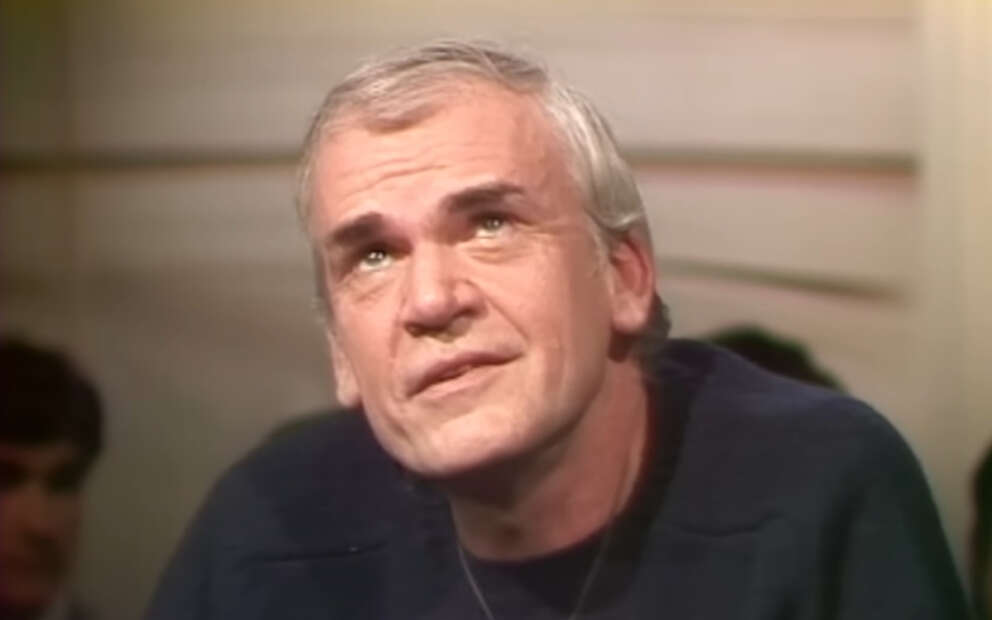 È morto Milan Kundera: addio all’autore de “L’insostenibile leggerezza dell’essere”, scrittore che ha segnato il 900