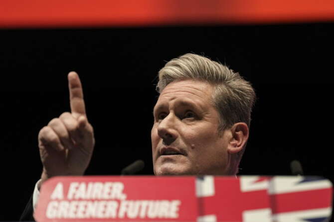 Intervista a Donald Sassoon: “Il vento della destra soffia anche tra i labour”