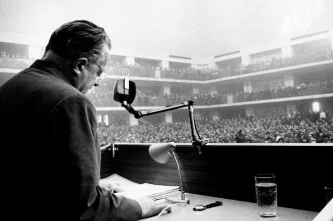 Il mito infranto del Pci: quell’utopia di resuscitare il patrimonio immenso del Partito Comunista