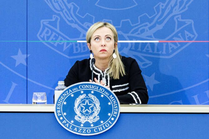 Allarme finanziaria: mancano 30 miliardi, dove li trova la Meloni?