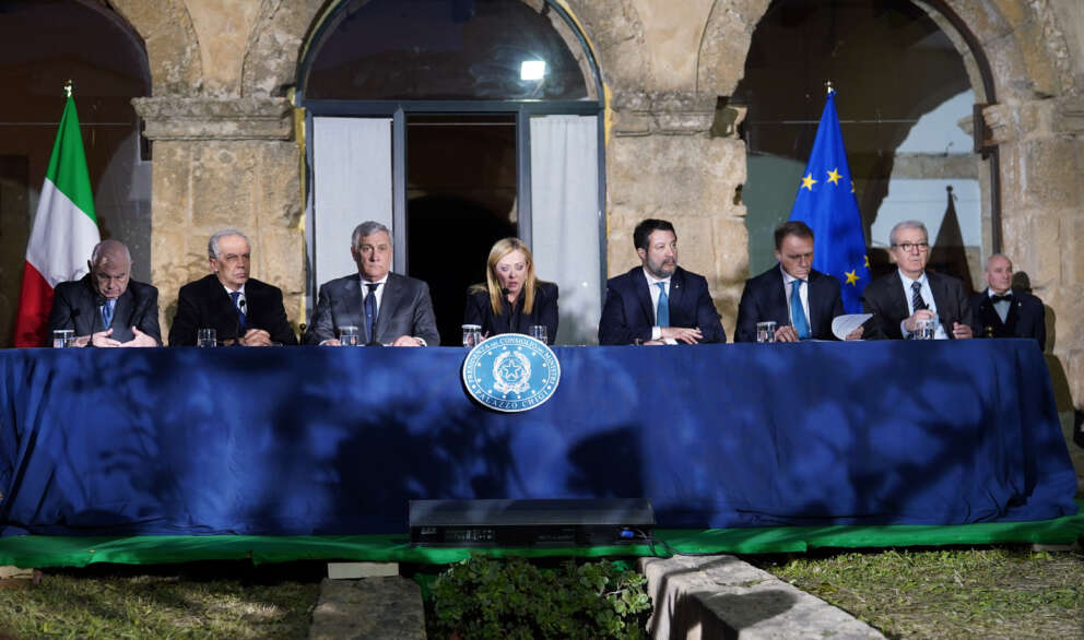 Migranti, Consiglio dei ministri a Cutro