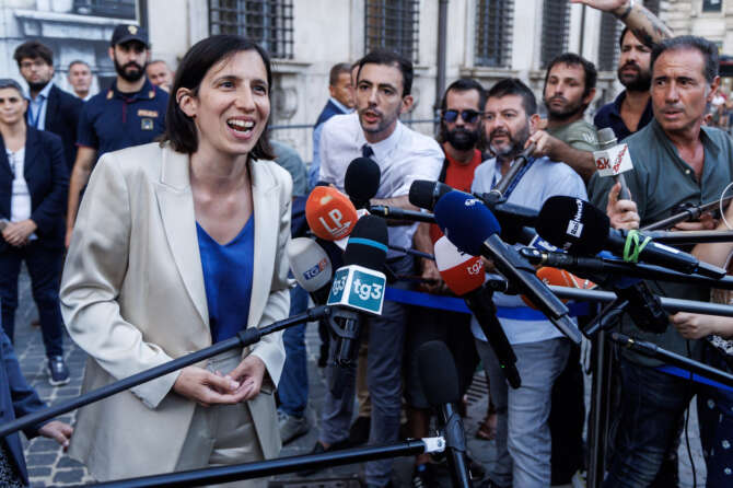 Così il Pd può sfuggire al vuoto politico che s’è spalancato da solo