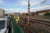 Strage ferroviaria a Brandizzo, 5 operai uccisi da un treno: “Stavano sostituendo dei binari”