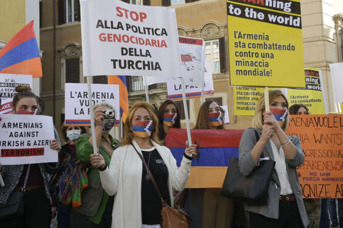 “Nessuno parla degli armeni, il massacro dimenticato in Nagorno Karabakh”, intervista a Marcello Flores