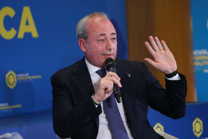 Meno soldi ai detenuti che lavorano: la follia leghista