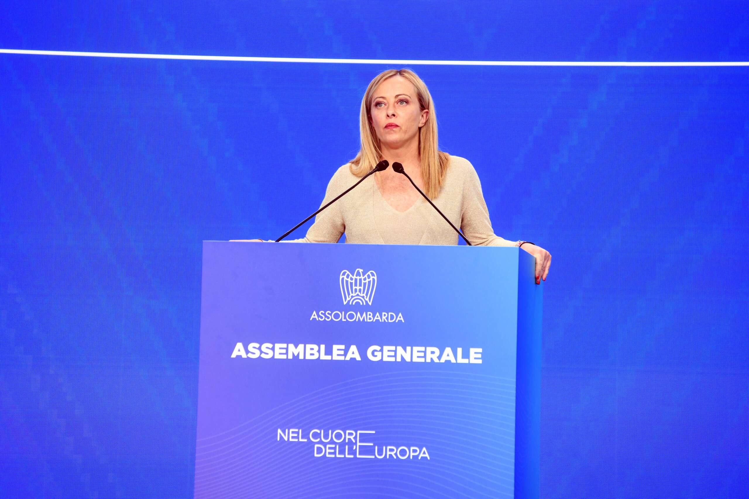 La manovra è già un flop e Meloni trova l’alibi: colpa del Superbonus