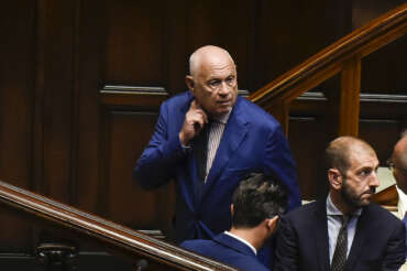 Abuso d’ufficio, Fratelli d’Italia fa dietrofront