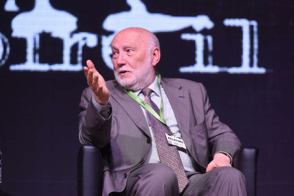 MOVIMENTO 5 STELLE SUM #01