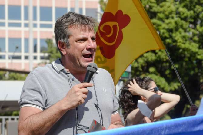 Sei proposte di legge i Radicali tornano all’attacco