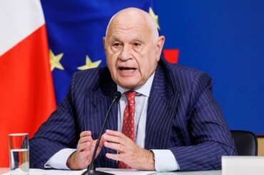 Nordio diventa grillino: accantona il garantismo e fa il contrario di quanto annunciava