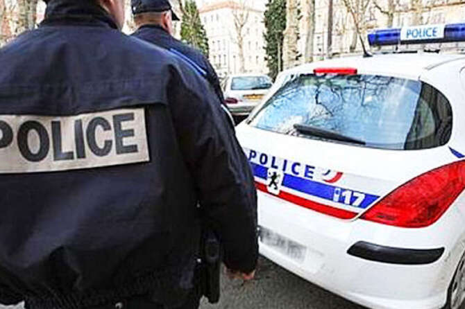 Francia, sparatoria durante un matrimonio: uccisa sposa e un aggressore, ipotesi regolamento di conti