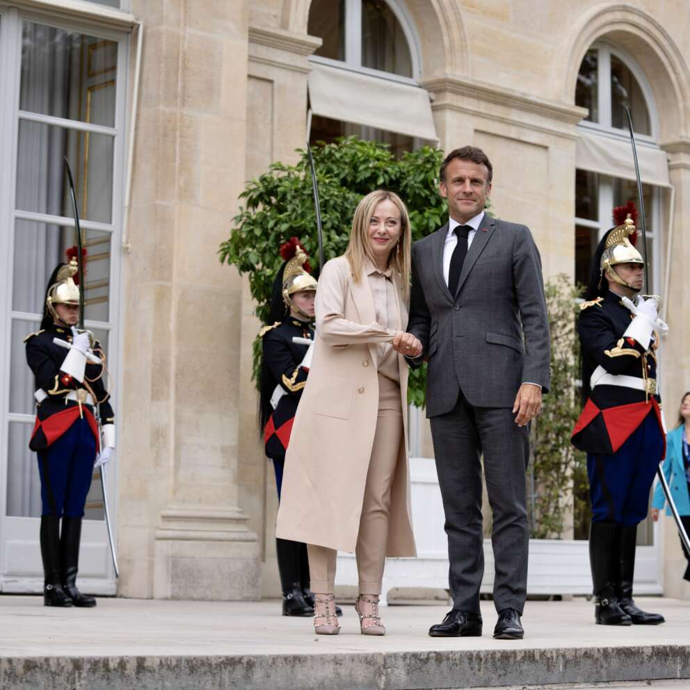 Parigi – Giorgia Meloni incontra il presidente francese Emmanuel Macron all’Eliseo