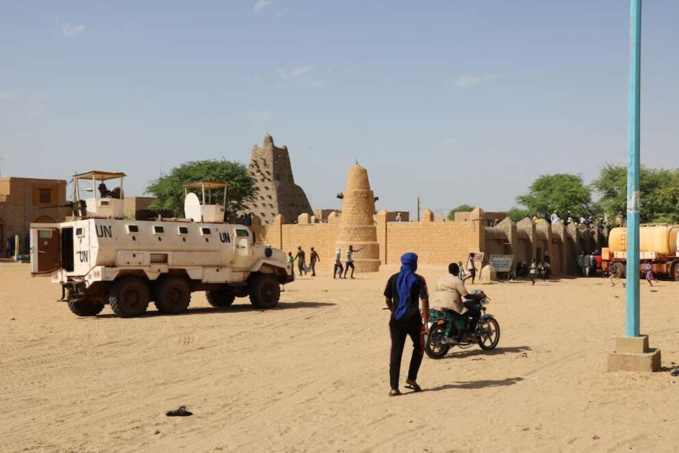 Mali sotto attacco, nave passeggeri e una militare colpiti dai jihadisti: “49 civili e 15 soldati uccisi”