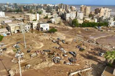 L’incubo di Derna, la città distrutta dalle alluvioni in Libia: “Ci sono corpi ovunque”