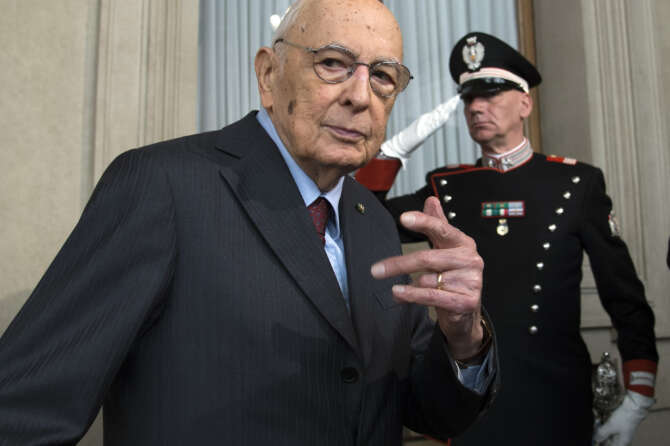 Napolitano è stato un gigante, con la sua scomparsa non salutiamo anche l’eredità del Pci