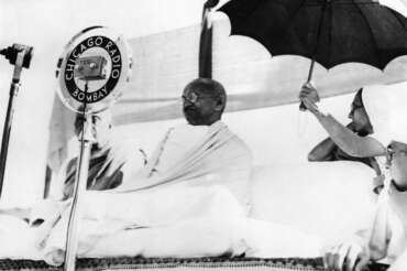 Chi era Gandhi, simbolo di pace e della nonviolenza