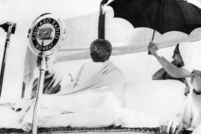 Chi era Gandhi, simbolo di pace e della nonviolenza
