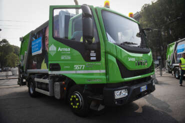 FOTO DI REPERTORIO Foto LaPresse – Claudio Furlan
09/10/2018 Milano ( Mi )
Cronaca
Per Amsa presentazione dei nuovi mezzi a metano per la raccolta differenziata, con assessore Granelli