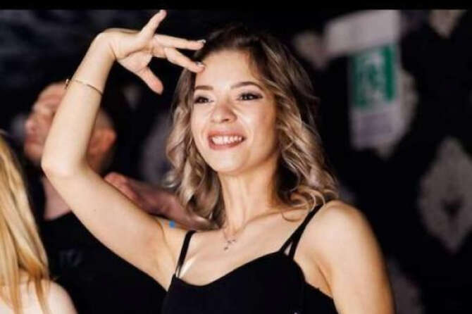 Foto tratta dal profilo Facebook di Adina Manolache