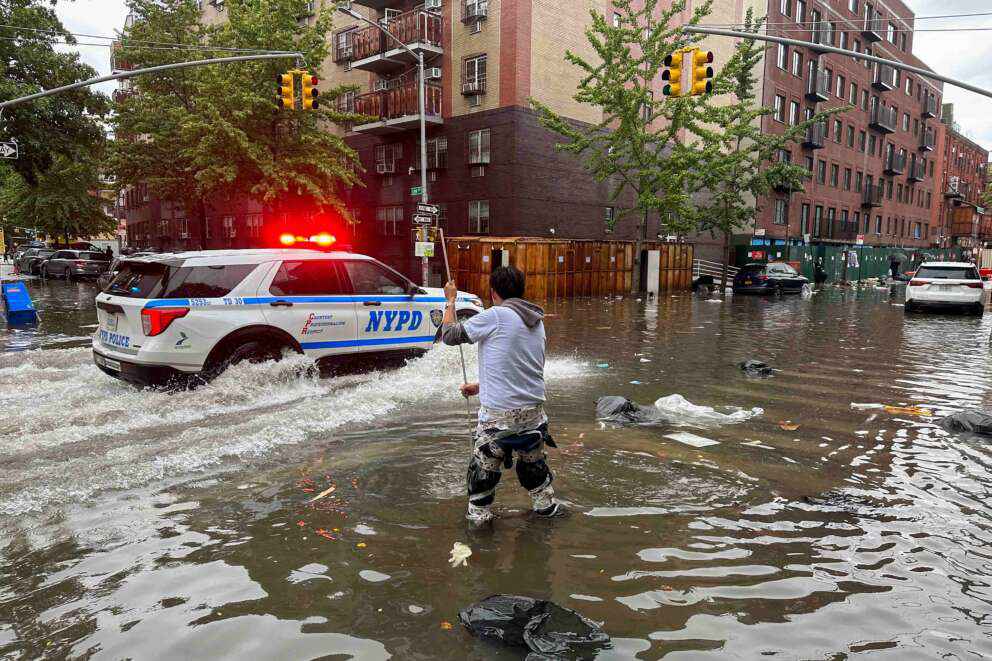 Cosa sta succedendo a New York, è stato di emergenza per le piogge