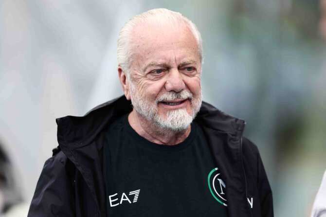 De Laurentiis indagato, cosa rischia il Napoli per Osimhen