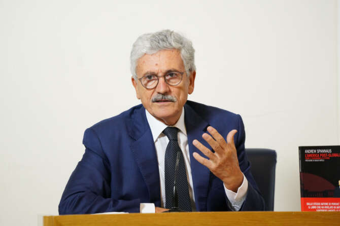 Massimo D’Alema: “In Europa manca un’azione politica coerente”