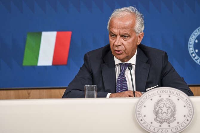 Scioglimento e commissariamento degli enti locali per mafia, le ‘amnesie’ di Piantedosi