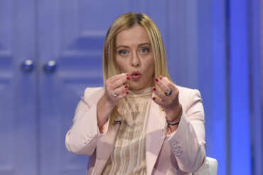 Così la Meloni risolve le presunte emergenze: più carcere per tutti