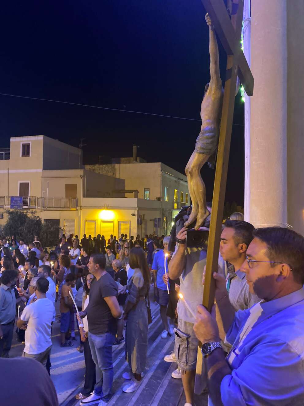 migranti-fiaccolata-lampedusa