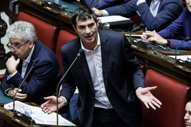 Intervista a Nicola Fratoianni: “A Gaza non c’è alternativa: o compromesso o morte”