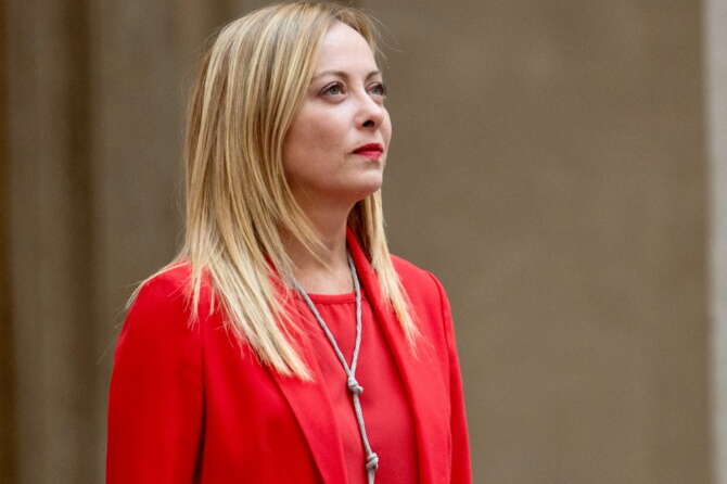 Chi è Giorgia Meloni, la premier che si sogna statista: la presidente del Consiglio per gli acquisti…
